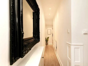 Stunning 4-bed House in Leicester, Parking/garden