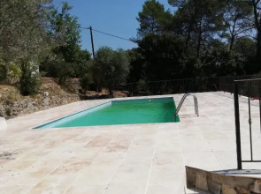 villa 12 personnes a lorgues