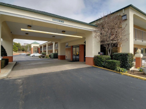 Quality Inn & Suites Clarksville