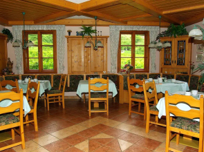 Hotel Weinberghof & Weingut Lagler