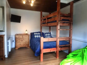 Tranquil Lodge Retreat in Penegoes
