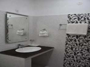 Hotel Kargil Heights