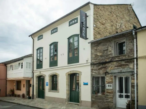 Hotel portico