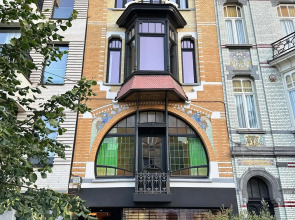 Casa Clementina - 3 Bedroom Apartment in a Art-Nouveau House