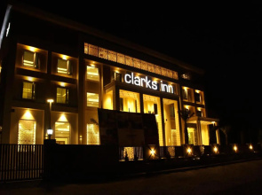 Clarks Inn Aligarh