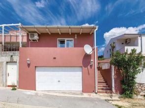 Amazing Home in Rab With Wifi and 3 Bedrooms