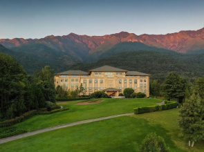 Meili Xiangyue Canghai Golf Hotel