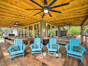 Stunning Blanco Home w/ Direct River Access!