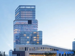 Qingdao Yihai Garden Hotel (May Fourth Square)