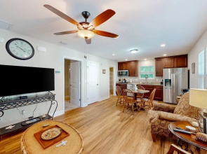 Charming Apartment With Beautiful Marsh Views and Shared Patio