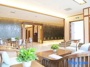 Baihualin Hot Spring Valley Hotel