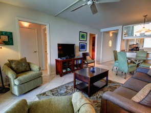 Royal Mauian #403 by Ali'i Resorts