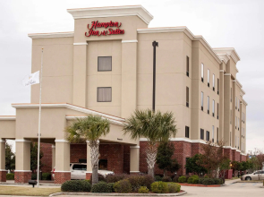 Hampton Inn & Suites Jennings