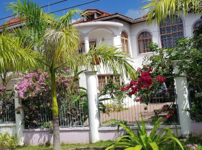 Jamaica Villa Sweetsap