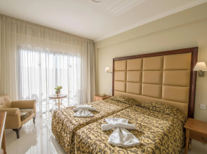 Tsokkos Gardens Hotel & Apartments