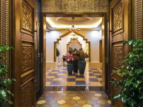 Riverside Pool Hotspring Boutique Hotel