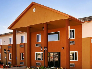Best Western Carriage House Inn