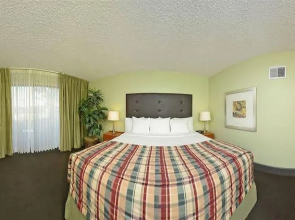 Clarion Inn and Conference Center Sacramento