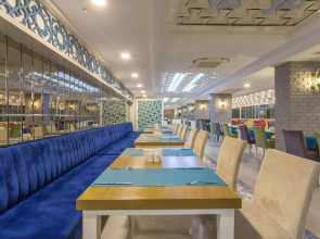 Best Western Plus Khan Hotel