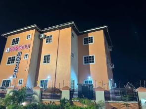 Senalli Hotel