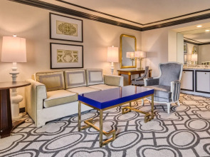 Курорт Paris Las Vegas Resort & Casino