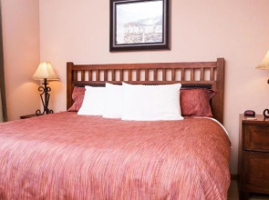 Glacier Ridge Suites
