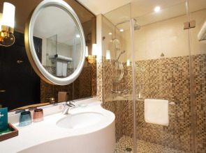 Holiday Inn Shanghai Pudong Nanpu by IHG