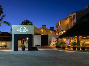 Park Royal Homestay Los Cabos