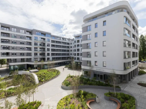 Obrońców Wybrzeża Gdynia by Renters