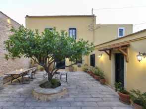 Castello Villa Daphnes - Private Pool & Whirlpool