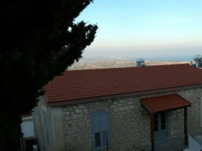Immaculate 4-bed House in Pissouri