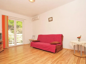 Beautiful Home in Lokva Rogoznica With Wifi and 1 Bedrooms