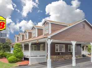 Super 8 Christiansburg