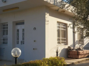 Auberg-Inn Guesthouse