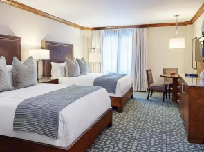 The Sebastian- Vail Double Queen Hotel Room