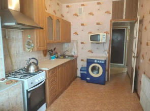 2х комнатная кв., 11 мкр., 2 этаж