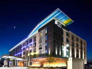 Aloft Dulles Airport North