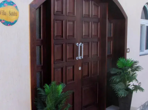 Villa Sandra up to 10 Persons - Feel Home Away From Home