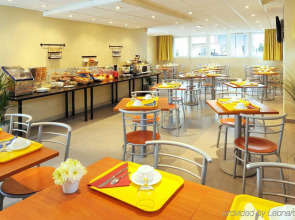 Séjours & Affaires Paris Nanterre