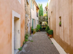 Maison de 2 chambres avec vue sur la ville et wifi a Bonnieux