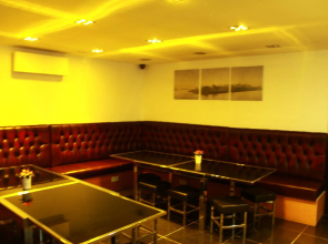 Exhibition Court Hotel 4