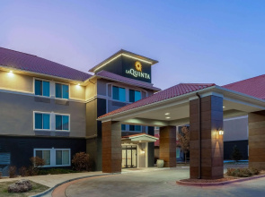 La Quinta Inn & Suites by Wyndham Rifle