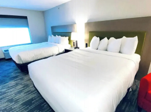 Country Inn & Suites by Radisson Lake George Queensbury Ny