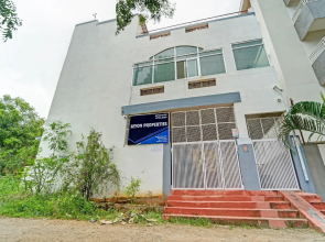OYO 84251 Seyon Properties