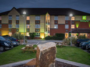 Holiday Inn Manchester West by IHG