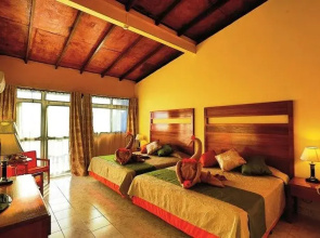 Bravo Villa Coral