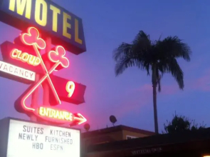 Cloud 9 Motel