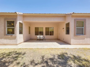 3 Mi to Santan Village: Home w/ Covered Patio