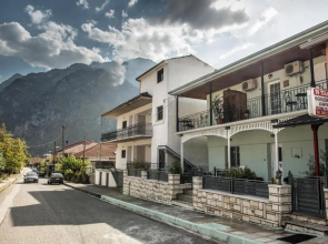 Guesthouse To Tzaki