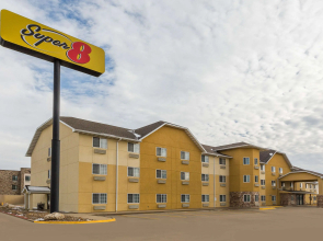 Super 8 by Wyndham Altoona